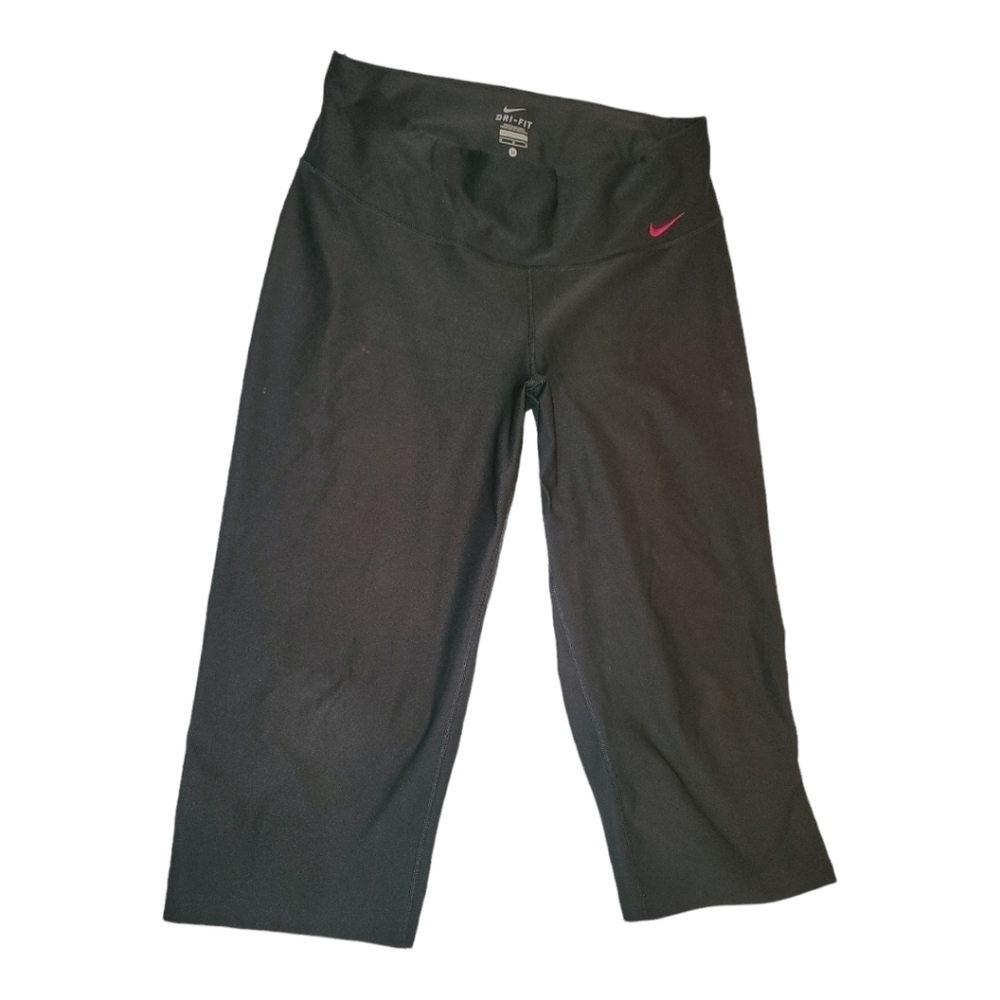 NIKE Drift Women's Capri Workout Pants
